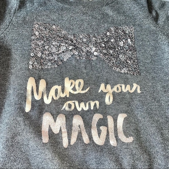 Cozy Sweater & Jeans Outfit - Picture 4 of 5